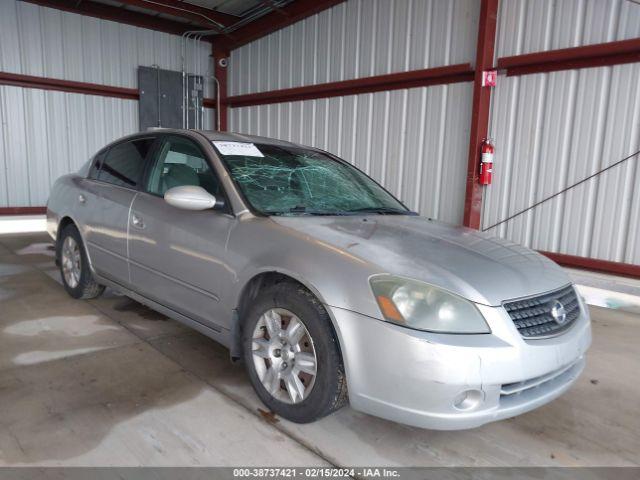  Salvage Nissan Altima