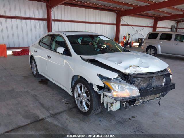  Salvage Nissan Maxima