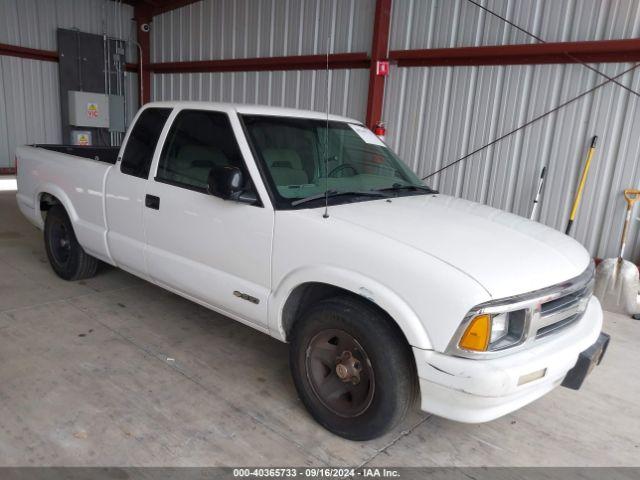  Salvage Chevrolet S-10