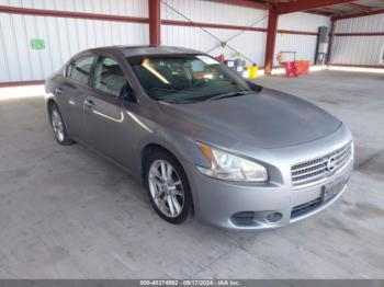  Salvage Nissan Maxima