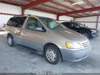  Salvage Toyota Sienna