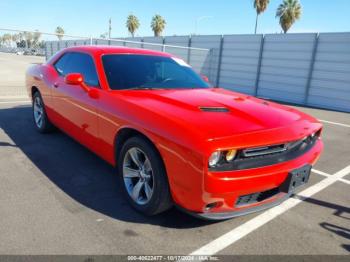  Salvage Dodge Challenger