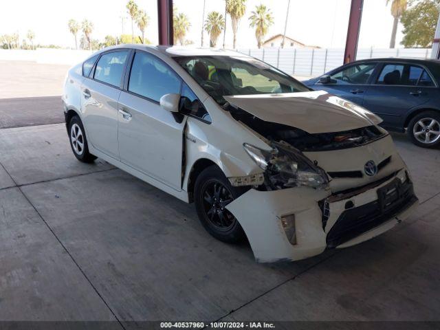  Salvage Toyota Prius