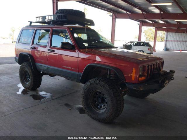  Salvage Jeep Cherokee