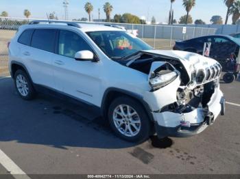  Salvage Jeep Cherokee