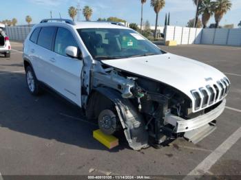  Salvage Jeep Cherokee