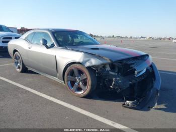  Salvage Dodge Challenger