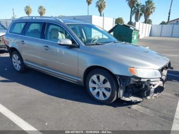  Salvage Volvo V70