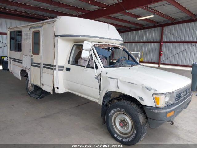  Salvage Toyota Pickup