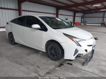  Salvage Toyota Prius