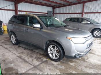  Salvage Mitsubishi Outlander