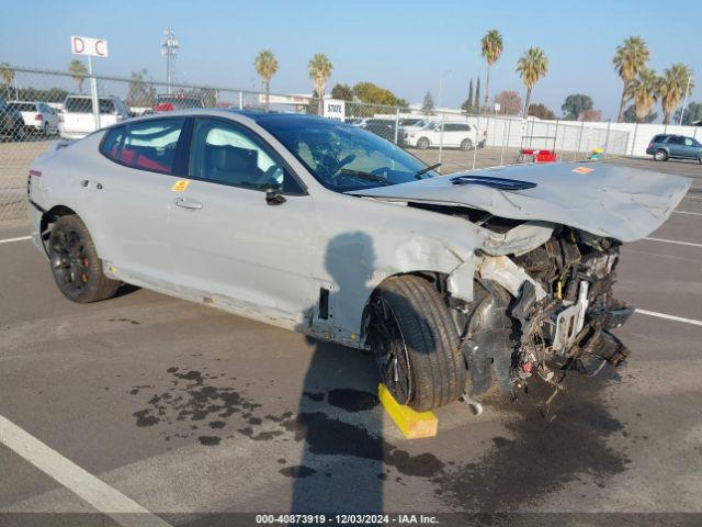  Salvage Kia Stinger