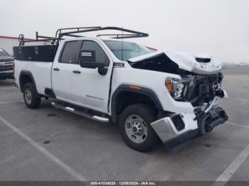  Salvage General Motors Sierra 2500HD