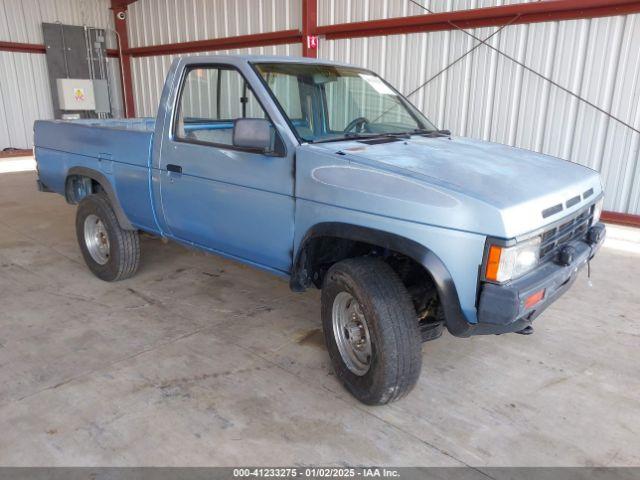  Salvage Nissan D21