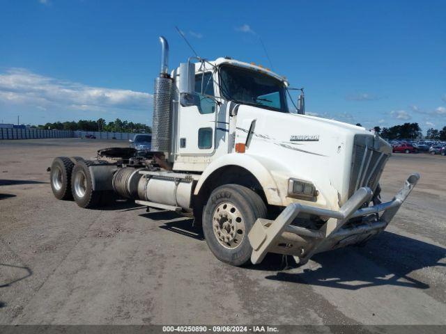  Salvage Kenworth Construction