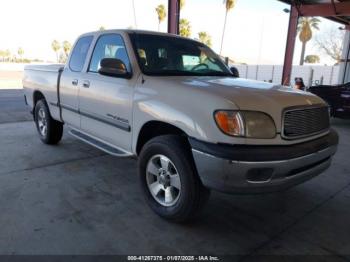  Salvage Toyota Tundra