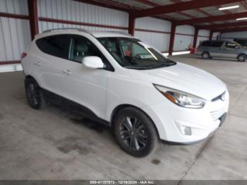  Salvage Hyundai TUCSON