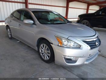  Salvage Nissan Altima