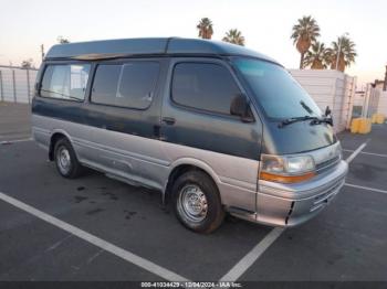  Salvage Toyota Hiace Sv