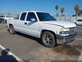  Salvage Chevrolet Silverado 1500