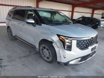  Salvage Kia Carnival