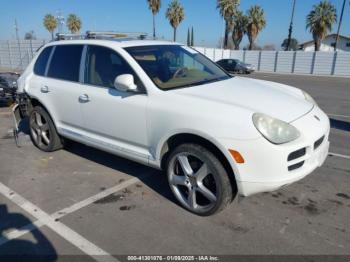  Salvage Porsche Cayenne