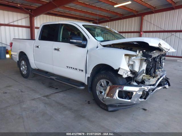  Salvage Nissan Titan