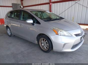  Salvage Toyota Prius v