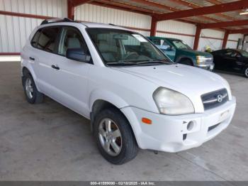  Salvage Hyundai TUCSON