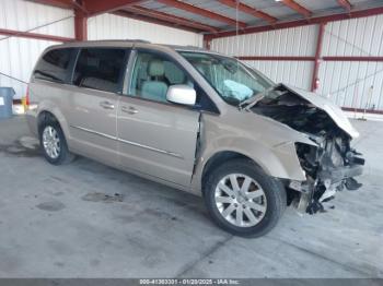  Salvage Chrysler Town & Country