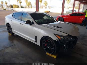  Salvage Kia Stinger