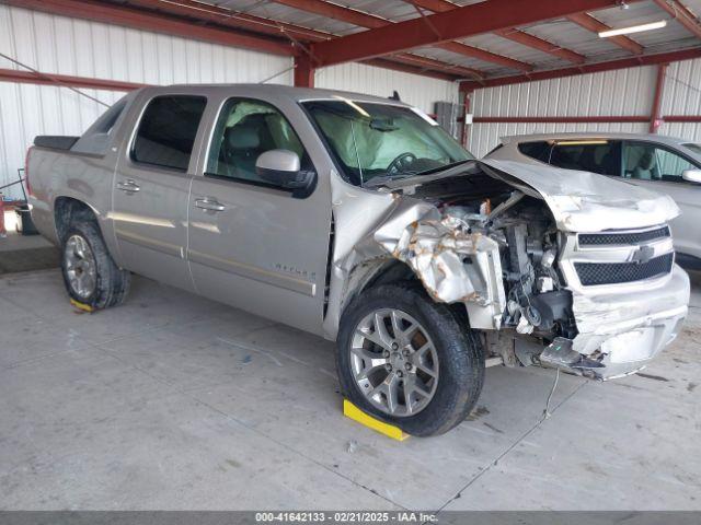  Salvage Chevrolet Avalanche 1500