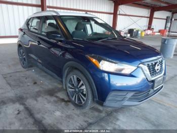  Salvage Nissan Kicks