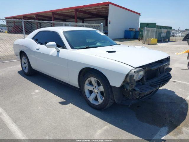  Salvage Dodge Challenger