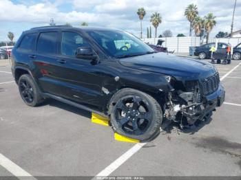  Salvage Jeep Grand Cherokee