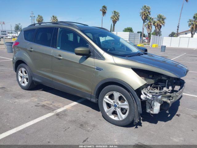  Salvage Ford Escape