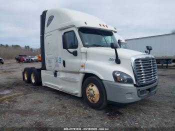  Salvage Freightliner Cascadia 125