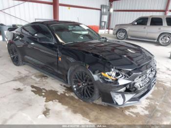  Salvage Ford Mustang