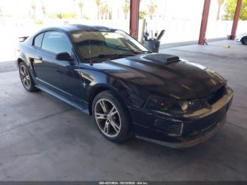  Salvage Ford Mustang