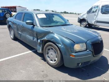  Salvage Chrysler 300
