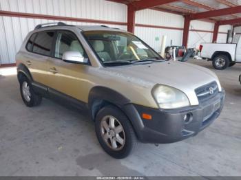  Salvage Hyundai TUCSON