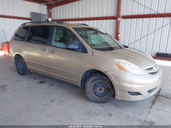  Salvage Toyota Sienna