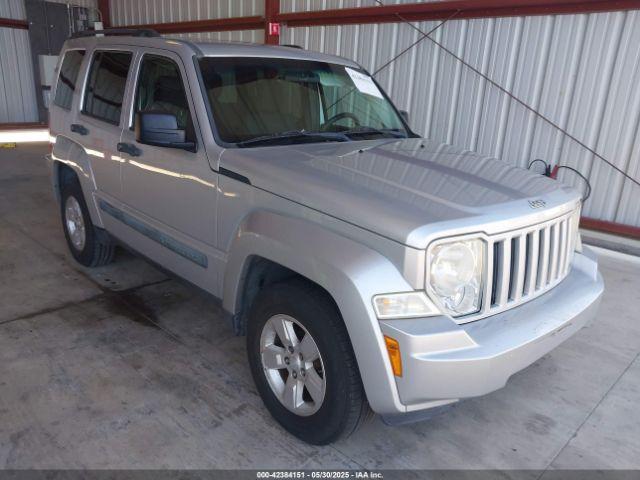  Salvage Jeep Liberty