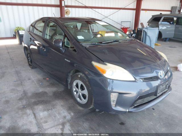  Salvage Toyota Prius