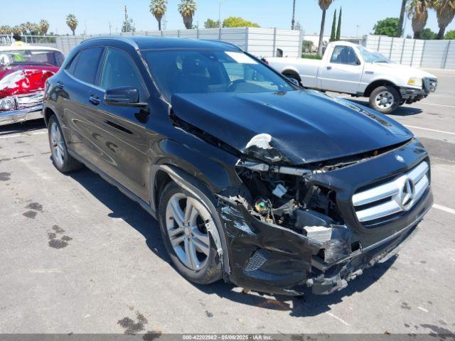  Salvage Mercedes-Benz GLA