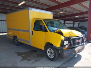  Salvage General Motors Savana Cutaway