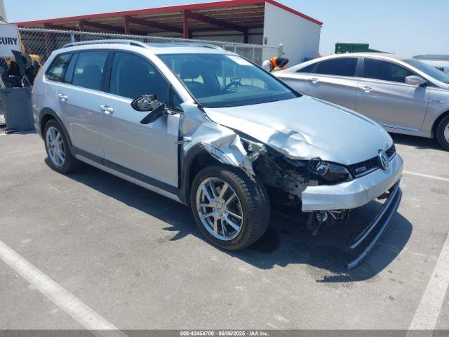  Salvage Volkswagen Golf