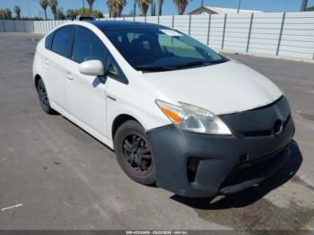  Salvage Toyota Prius