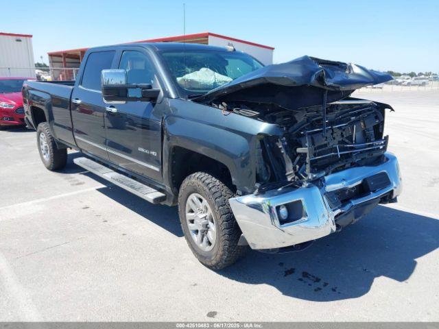  Salvage Chevrolet Silverado 2500