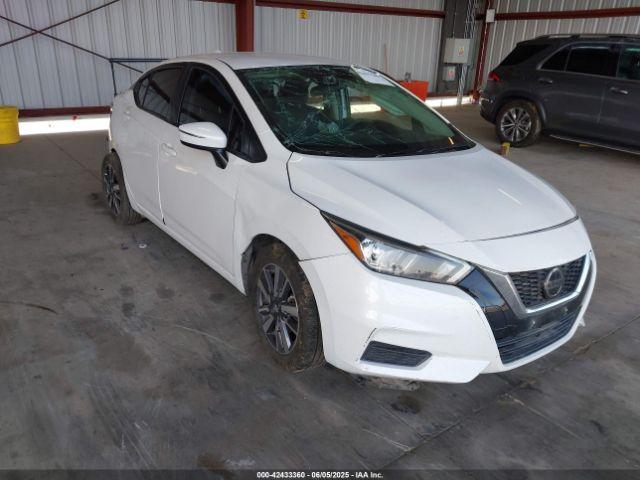  Salvage Nissan Versa
